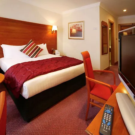 Hotel Mercure Fairfield Manor 4*