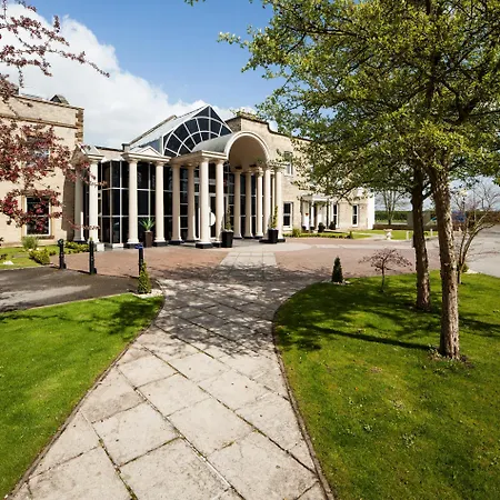Mercure Fairfield Manor فندق 4*