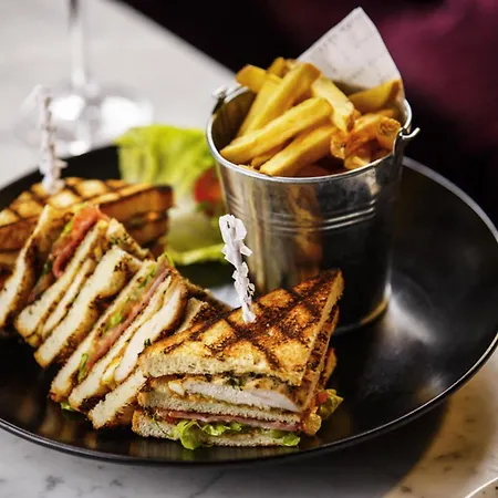 Mercure Fairfield Manor 4*