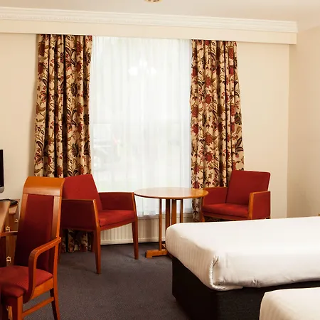 Mercure Fairfield Manor 4*