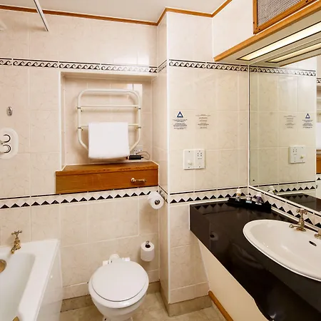 Mercure Fairfield Manor Szálloda