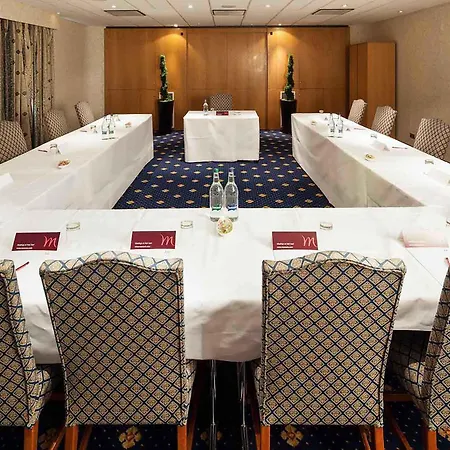 Hotel Mercure Fairfield Manor 4*