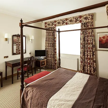 Mercure Fairfield Manor Szálloda 4*