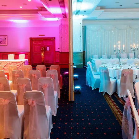 Mercure Fairfield Manor فندق