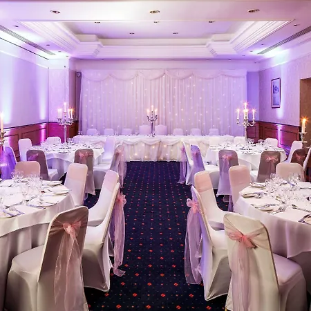 Mercure Fairfield Manor 4*
