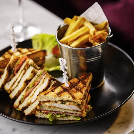 فندق Mercure Fairfield Manor يورك