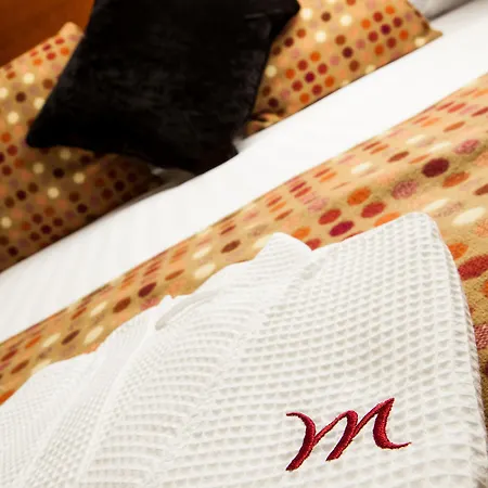 Mercure Fairfield Manor فندق