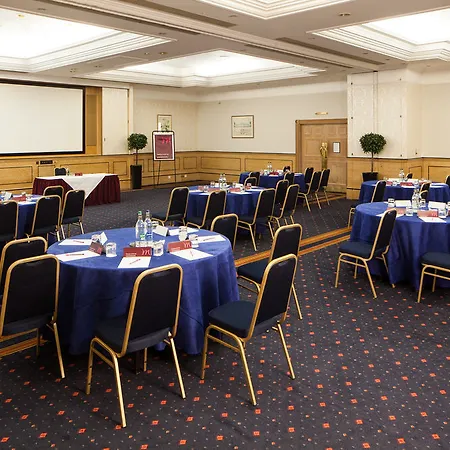 Mercure Fairfield Manor 4*