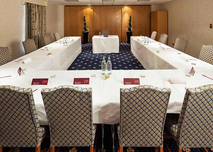 Hotel Mercure Fairfield Manor 4*