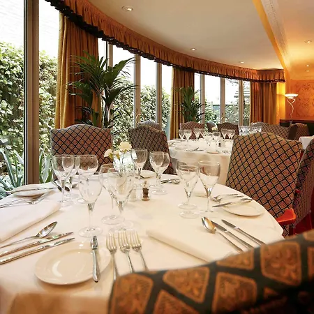 Mercure Fairfield Manor 4* York