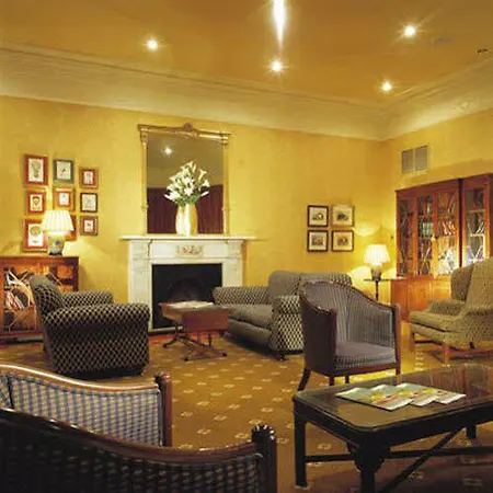 Mercure Fairfield Manor Szálloda